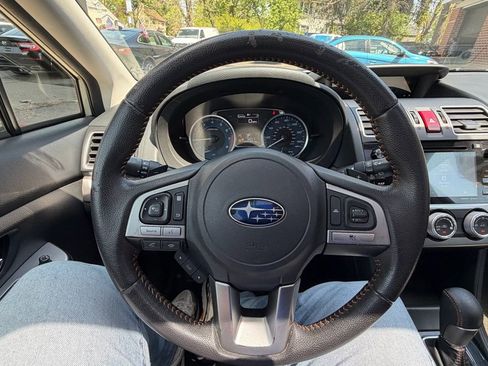 Used 2017 Subaru Crosstrek 2.0i Limited AWD/4WD image 12