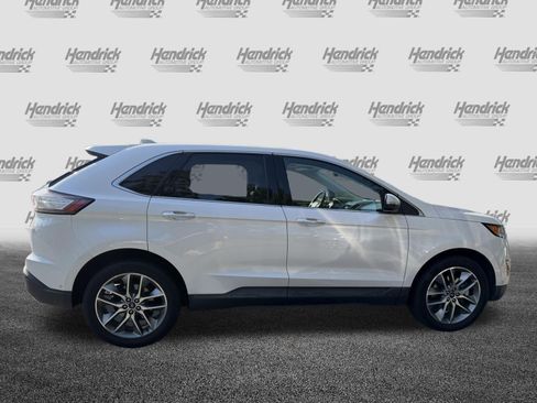 Used 2017 Ford Edge Titanium w/ Equipment Group 302A FWD image 10