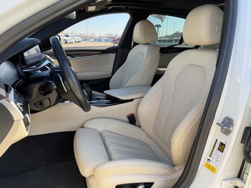 Used 2022 BMW 530i image 27