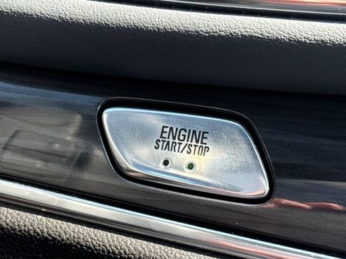Used 2022 Buick Enclave Essence w/ Experience Buick Package AWD/4WD image 27
