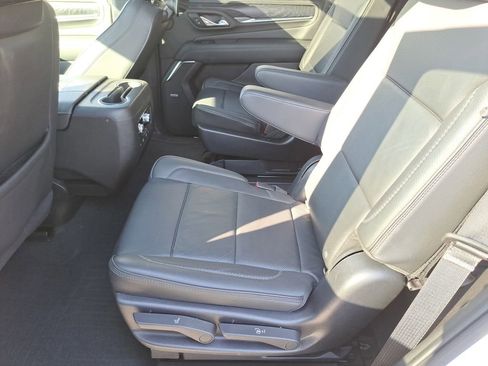 Used 2021 GMC Yukon Denali w/ Denali Premium Package image 26