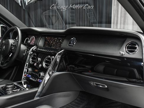 Used 2023 Rolls-Royce Cullinan w/ Cullinan Package AWD/4WD image 25