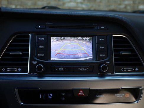 Used 2015 Hyundai Sonata SE w/ Option Group 09 FWD image 34