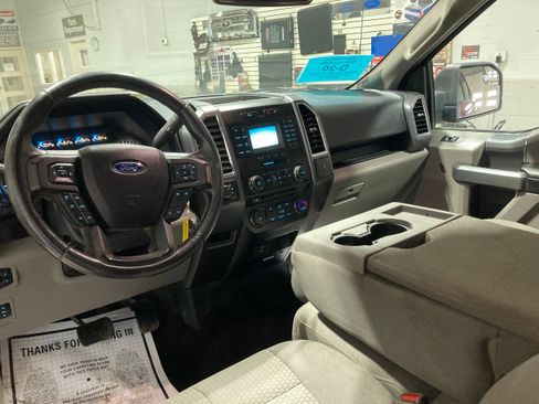 Used 2016 Ford F150 XLT w/ Equipment Group 301A Mid image 19