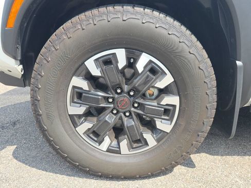 Used 2024 Nissan Frontier PRO-4X w/ Off-Road Protection Package AWD/4WD image 20