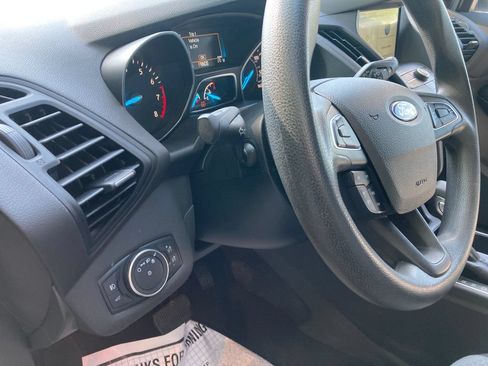 Used 2019 Ford Escape SE AWD/4WD image 17