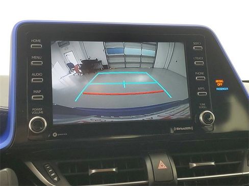 Used 2020 Toyota C-HR XLE image 27