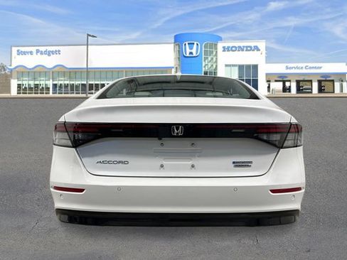 New 2026 Honda Accord Touring image 5