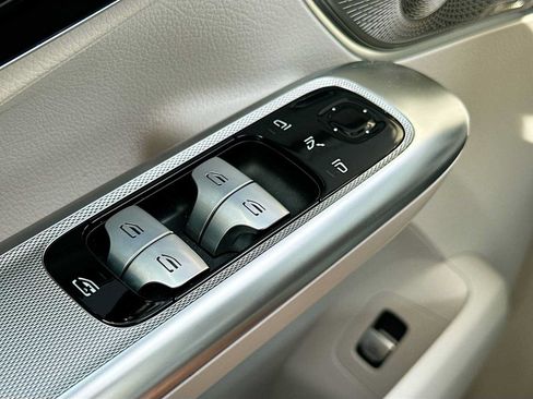 Used 2023 Mercedes-Benz EQE 350+ SUV image 18