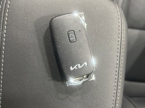 New 2026 Kia Seltos EX image 24