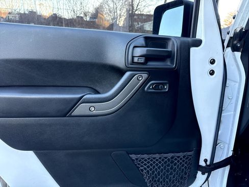 Used 2016 Jeep Wrangler Unlimited Sport w/ Quick Order Package 24S image 14