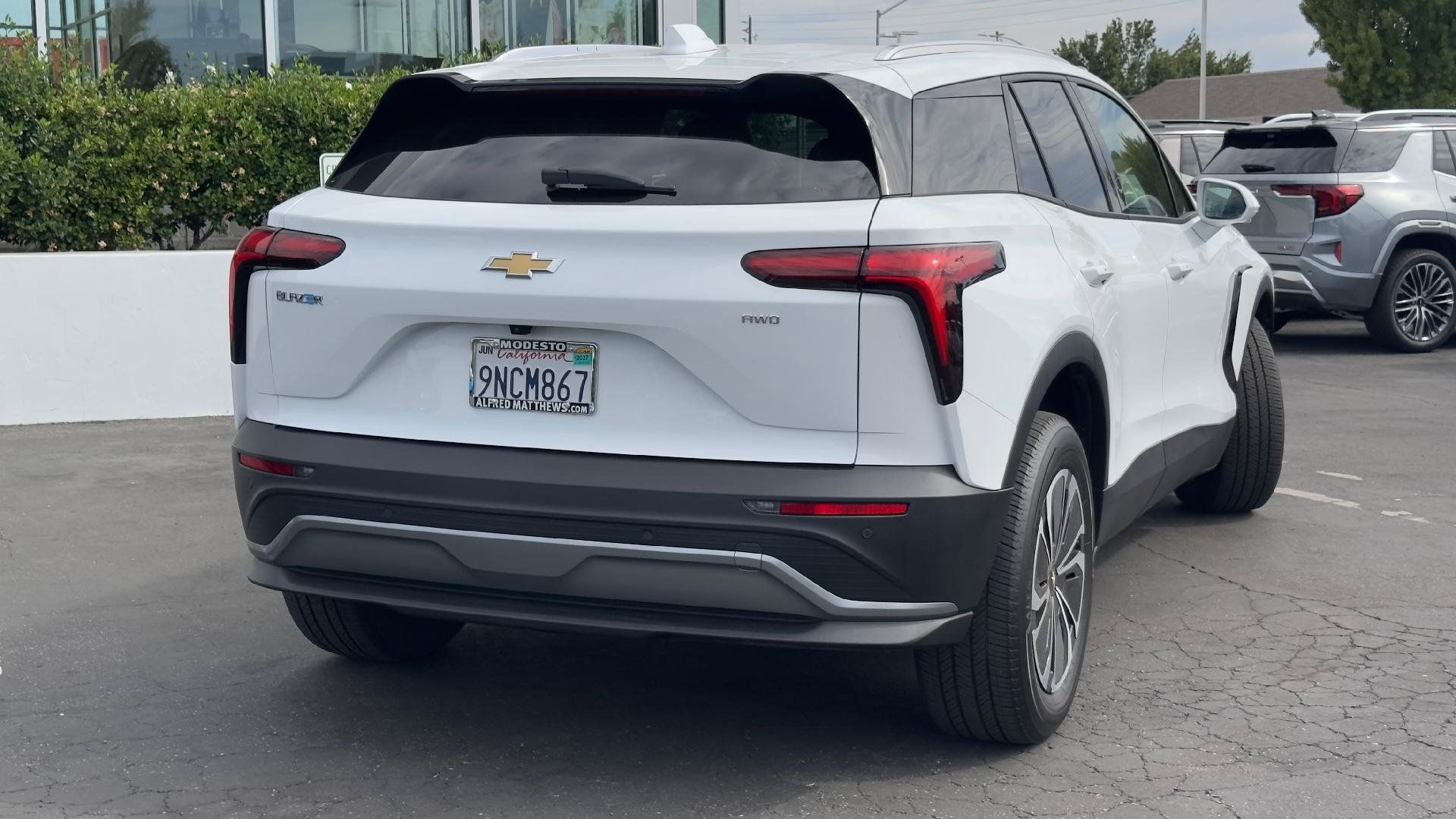 Used 2024 Chevrolet Blazer EV LT AWD/4WD image 4