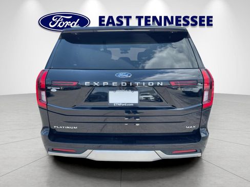Used 2025 Ford Expedition Max Platinum w/ Driver's Package AWD/4WD image 4