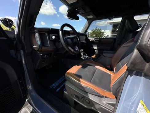 Used 2023 Ford Bronco Outer Banks w/ Sasquatch Package AWD/4WD image 10