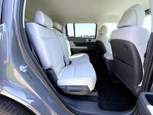 Certified 2026 Hyundai Santa Fe SE AWD/4WD image 19