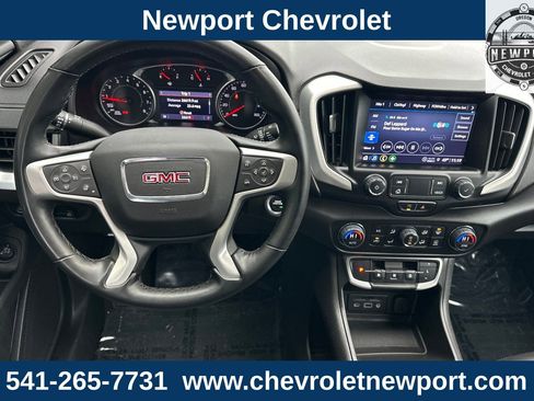 Used 2023 GMC Terrain SLT w/ Tech Package image 15