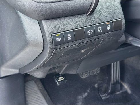 Used 2023 Toyota Camry SE FWD image 10