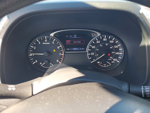 Certified 2020 Nissan Pathfinder S image 19