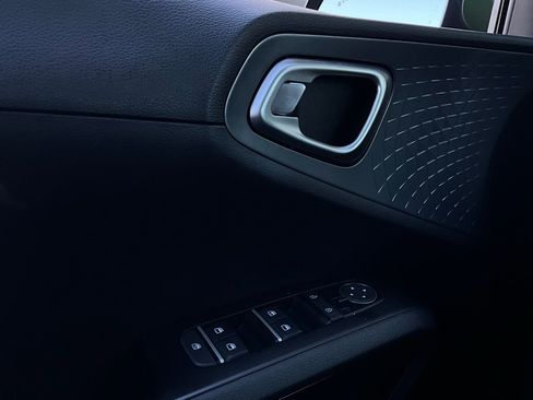 Used 2021 Kia Soul EX w/ Paint Protection Package image 21