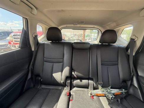 Used 2017 Nissan Rogue SL w/ SL Premium Package FWD image 10