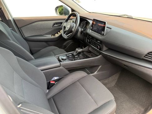 Used 2023 Nissan Rogue S AWD/4WD image 29
