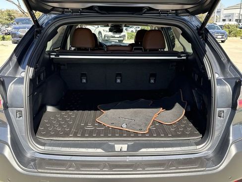 Used 2025 Subaru Outback Touring image 13