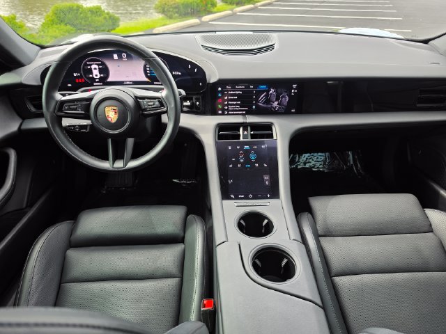 Used 2023 Porsche Taycan RWD image 3