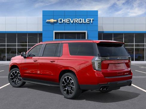 New 2026 Chevrolet Suburban RST AWD/4WD image 3