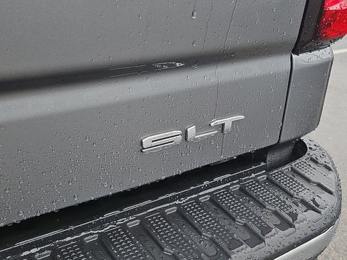 Certified 2021 GMC Sierra 1500 SLT w/ X31 Off-Road Package AWD/4WD image 30