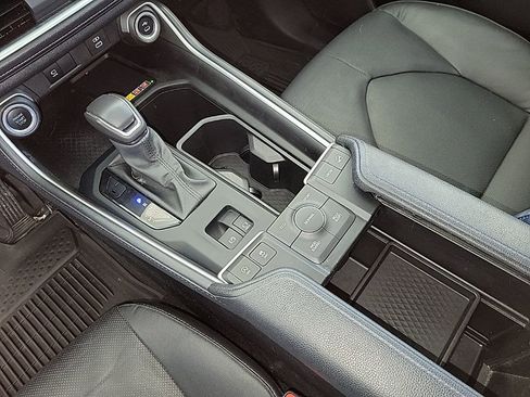 Used 2024 Toyota Grand Highlander Limited image 10