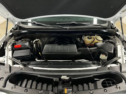 Used 2022 Chevrolet Suburban RST w/ Luxury Package image 50