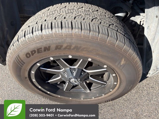 Used 2022 Toyota Tundra Platinum w/ Advanced Package AWD/4WD image 8