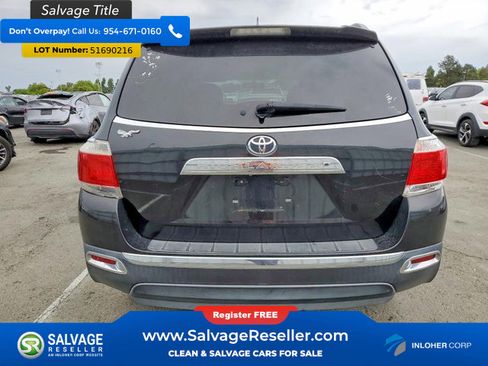 Used 2013 Toyota Highlander Plus FWD image 8