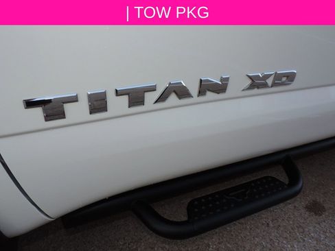 Certified 2024 Nissan Titan SV w/ SV Convenience Package image 18