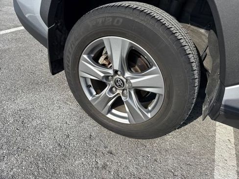 Used 2024 Toyota RAV4 XLE image 9