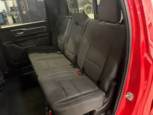 Used 2020 RAM 1500 Big Horn AWD/4WD image 34