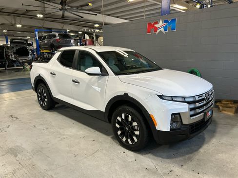 New 2026 Hyundai Santa Cruz SE image 2