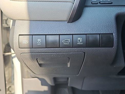 Used 2023 Toyota Camry XSE image 31