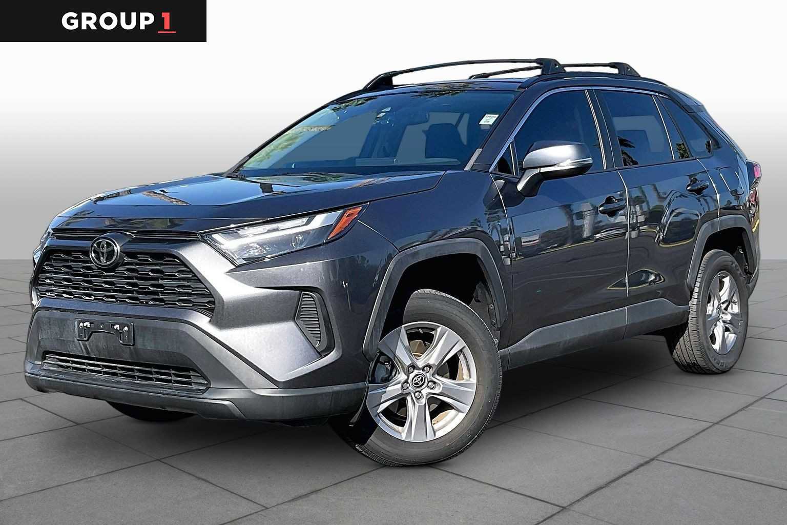 Certified 2022 Toyota RAV4 XLE w/ Convenience Package FWD image 1