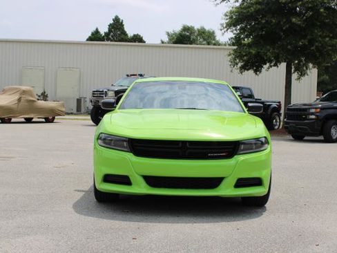 Used 2023 Dodge Charger SXT w/ Blacktop Package RWD image 2
