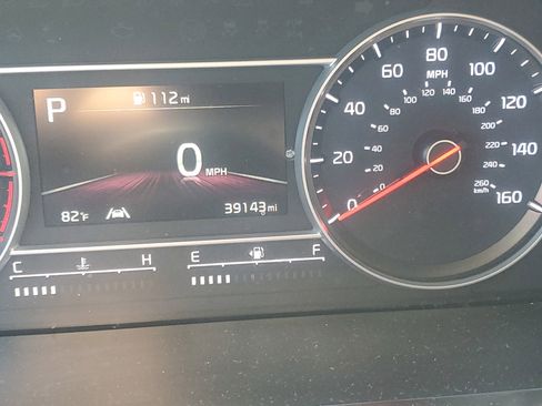 Used 2023 Kia Sorento LX image 19