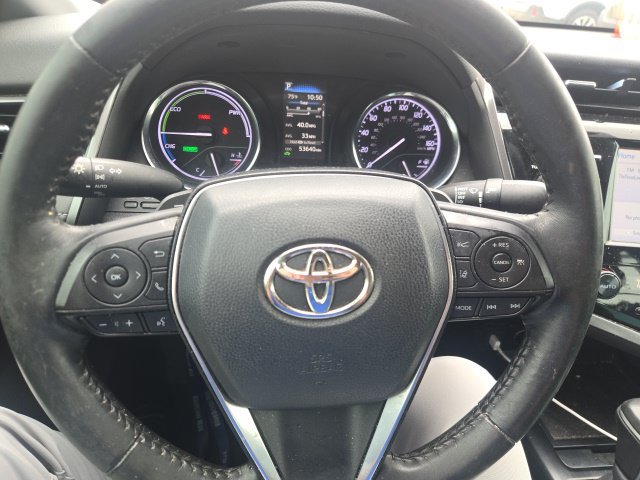 Used 2020 Toyota Camry SE FWD image 9