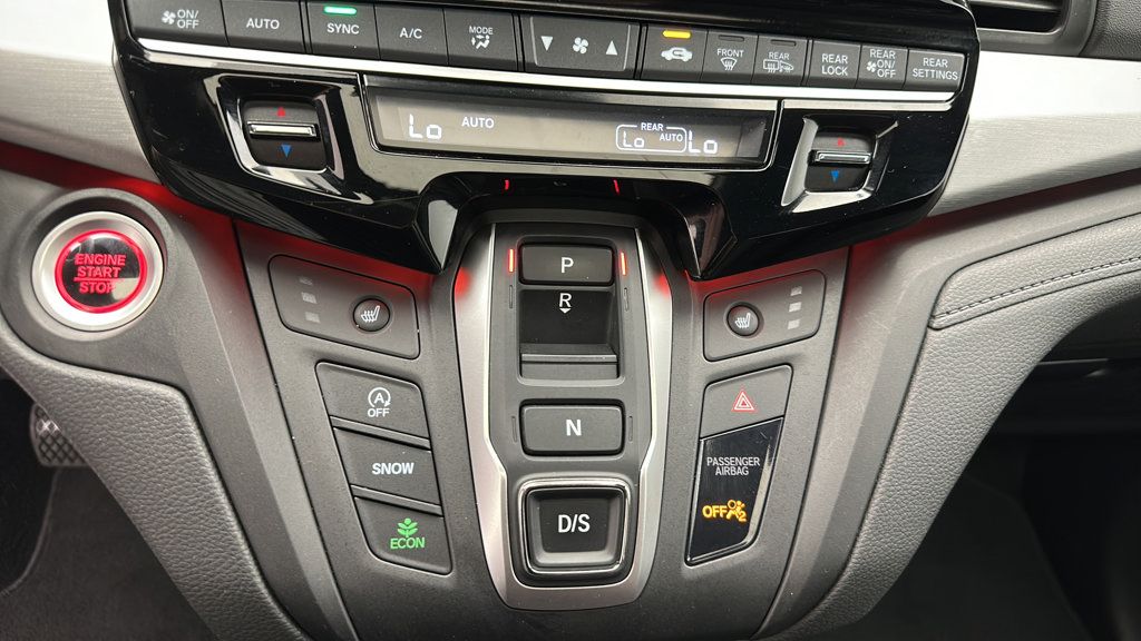 Used 2025 Honda Odyssey Sport-L image 18