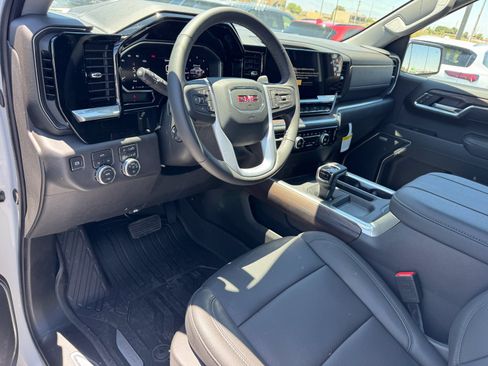 New 2026 GMC Sierra 1500 SLT AWD/4WD image 15