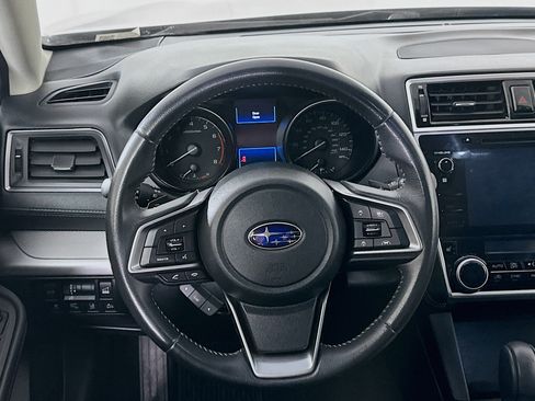 Used 2019 Subaru Outback 2.5i Premium AWD/4WD image 17