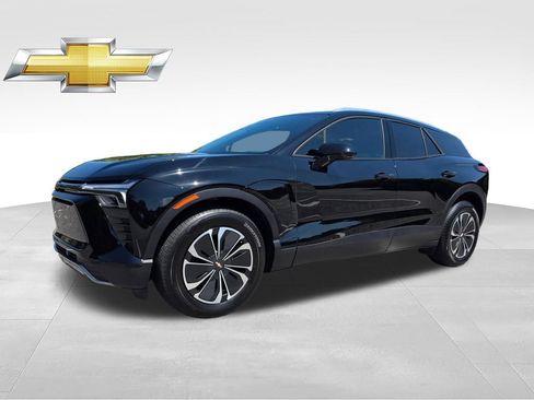 Used 2024 Chevrolet Blazer EV LT AWD/4WD image 2