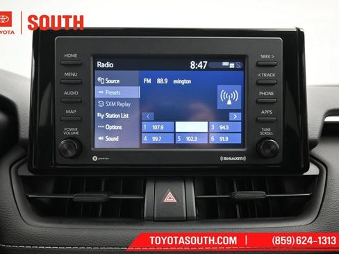 Used 2021 Toyota RAV4 XLE AWD/4WD image 11