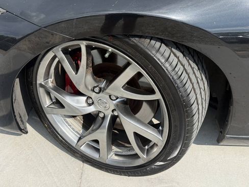 Used 2016 Nissan 370Z Coupe RWD image 12