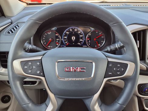 Used 2024 GMC Terrain Denali w/ Denali Premium Package AWD/4WD image 13