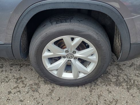 Used 2019 Volkswagen Atlas S FWD image 35